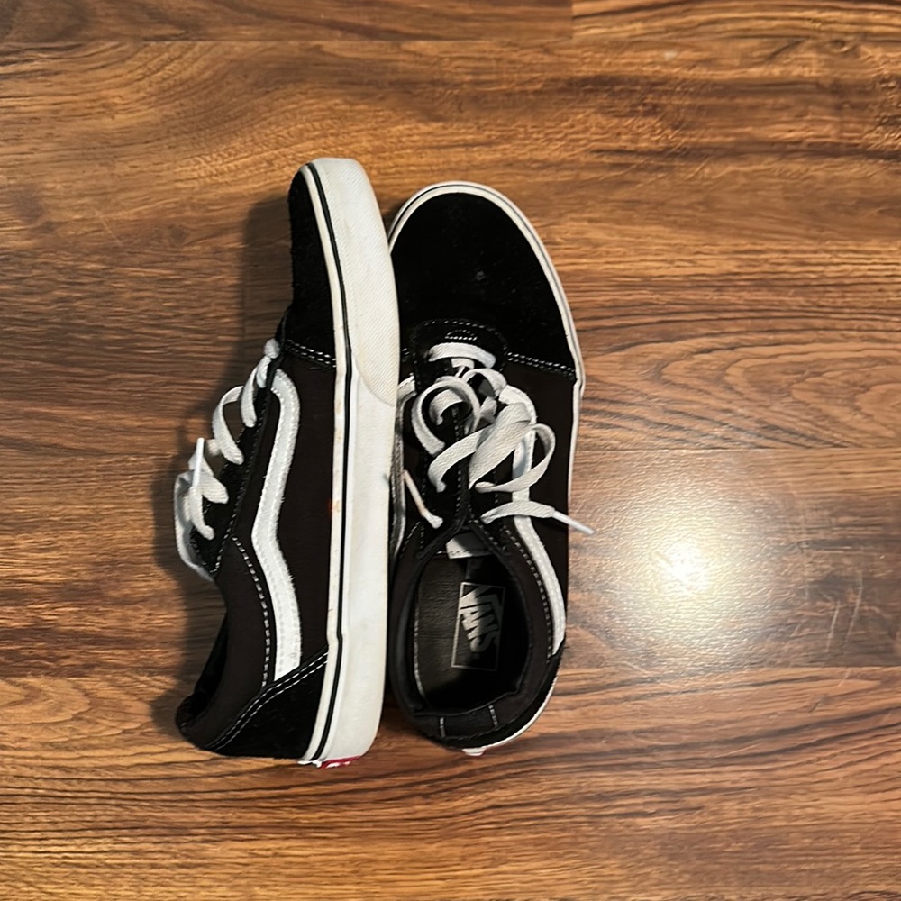Van Black Lace up Shoes Boys Youth Size 6